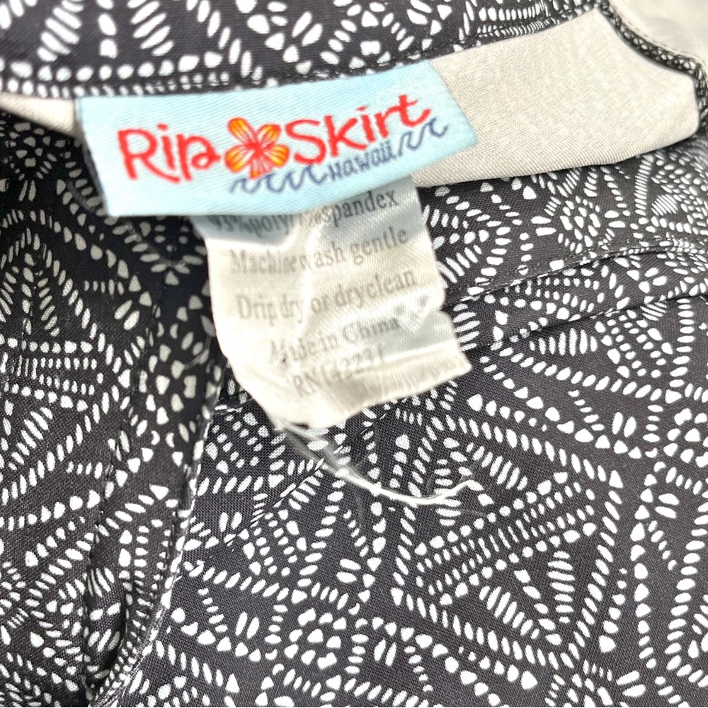 Rip Skirt Hawaii Black Pearl Batik Length 3 Beach Surf Skirt Size Medium - Picture 6 of 7